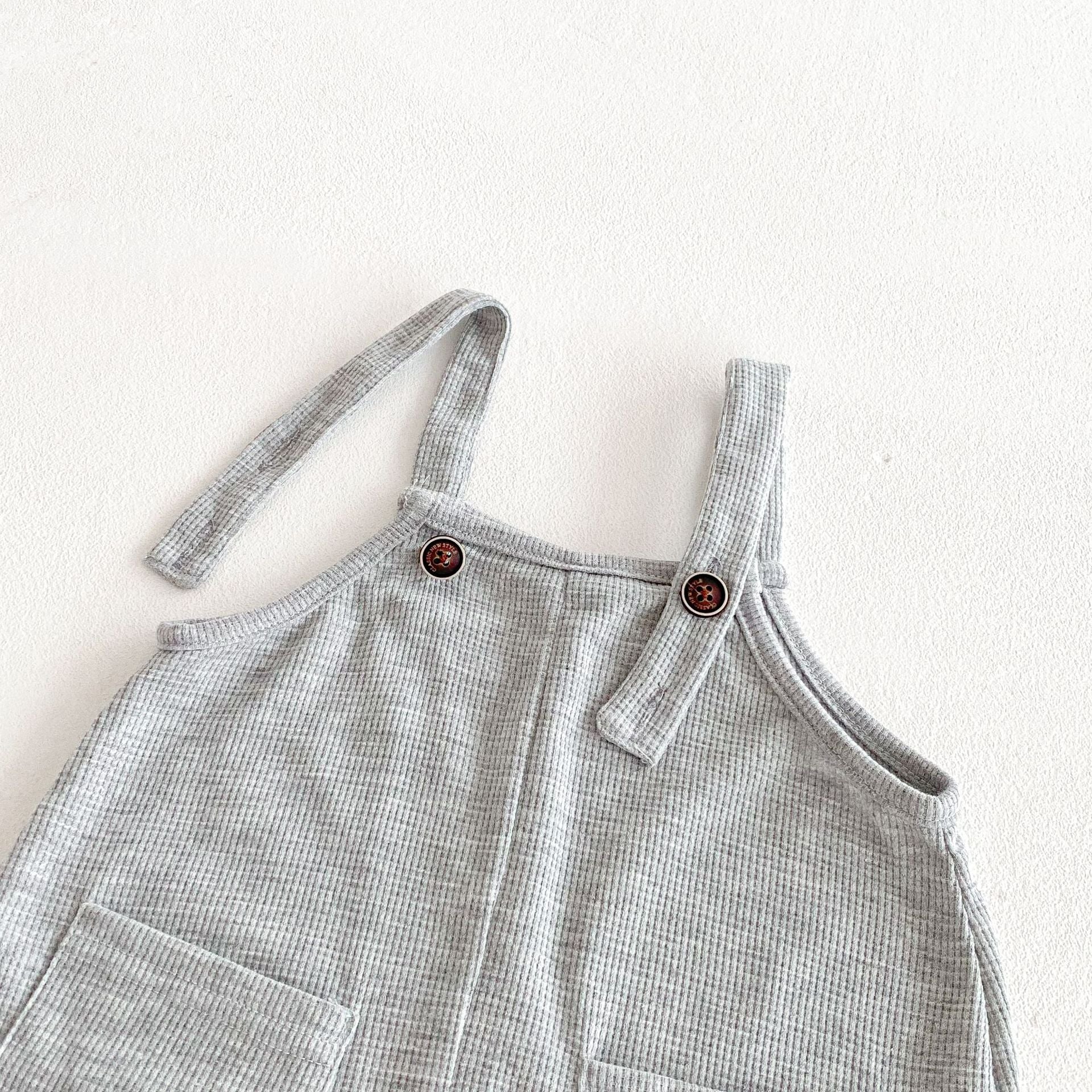 Summer Hot Selling Baby Kids Unisex Sleeveless Pocketed Grey Strap Overalls and White T-Shirt Clothing Set-3
