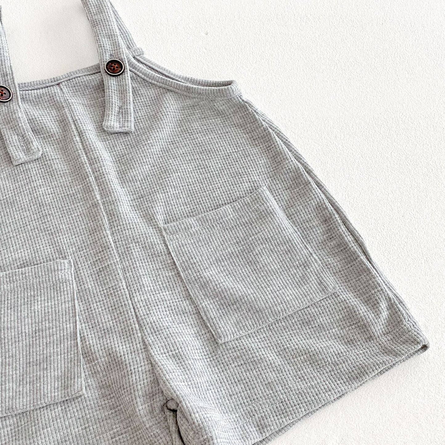 Summer Hot Selling Baby Kids Unisex Sleeveless Pocketed Grey Strap Overalls and White T-Shirt Clothing Set-4