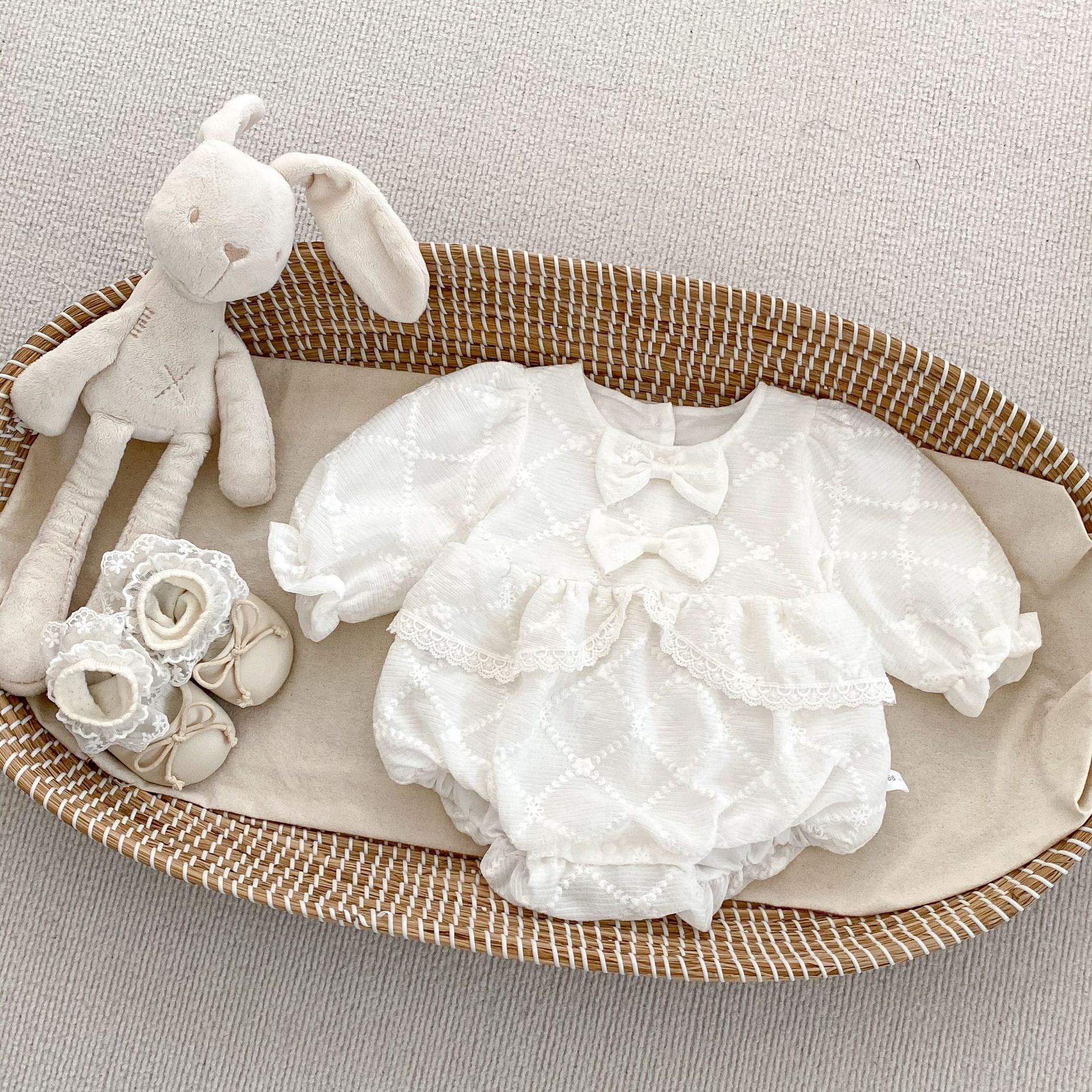 Spring Arrival Baby Girls Long Sleeves Floral Embroidered Bodysuits Onesies-0